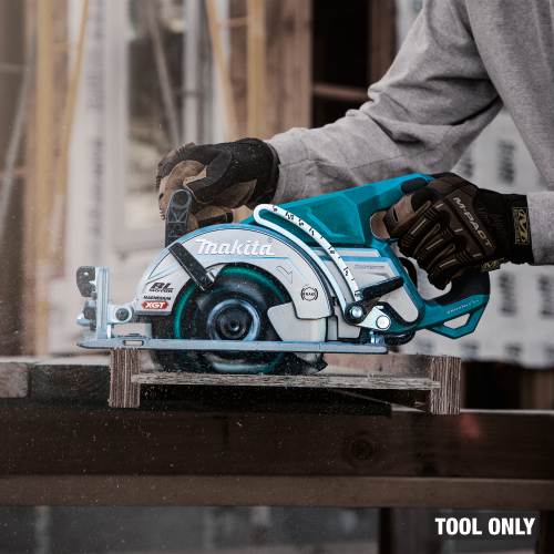 Makita GSR01Z 40V max XGT® Brushless Cordless Rear Handle 7‑1/4” Circular Saw, Tool Only