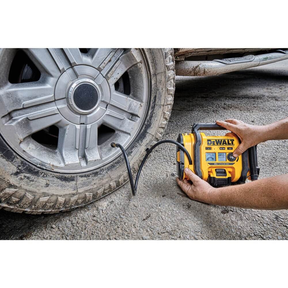 DEWALT DCC020IB 20V MAX* Corded/Cordless Air Inflator (Tool Only)
