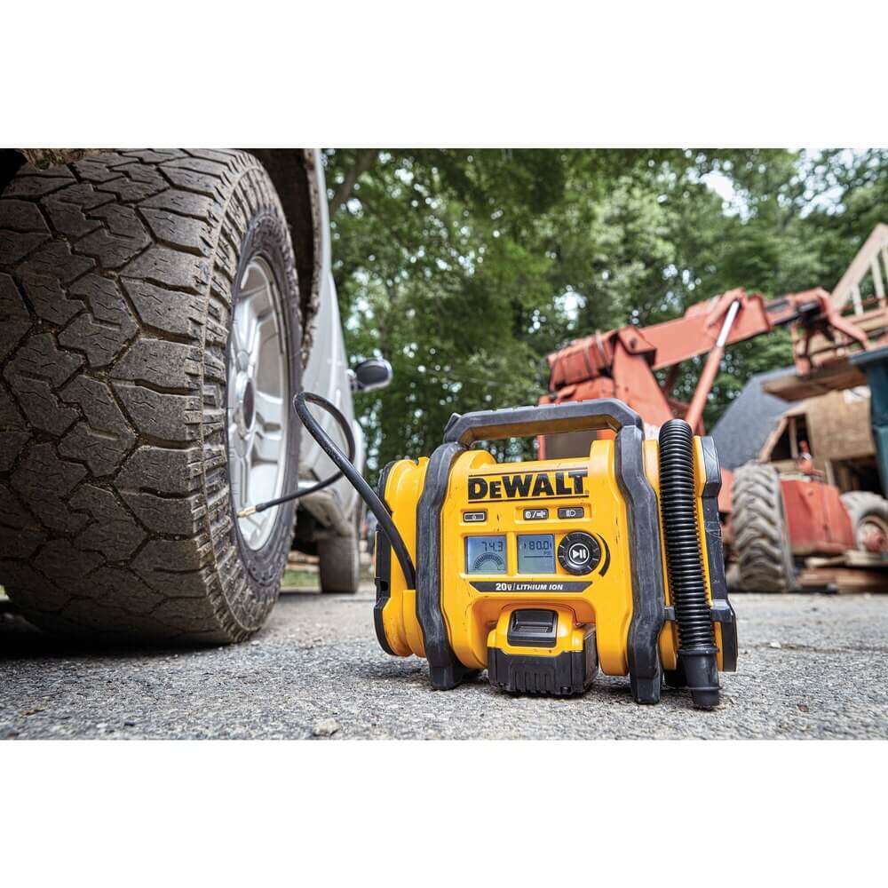 DEWALT DCC020IB 20V MAX* Corded/Cordless Air Inflator (Tool Only)