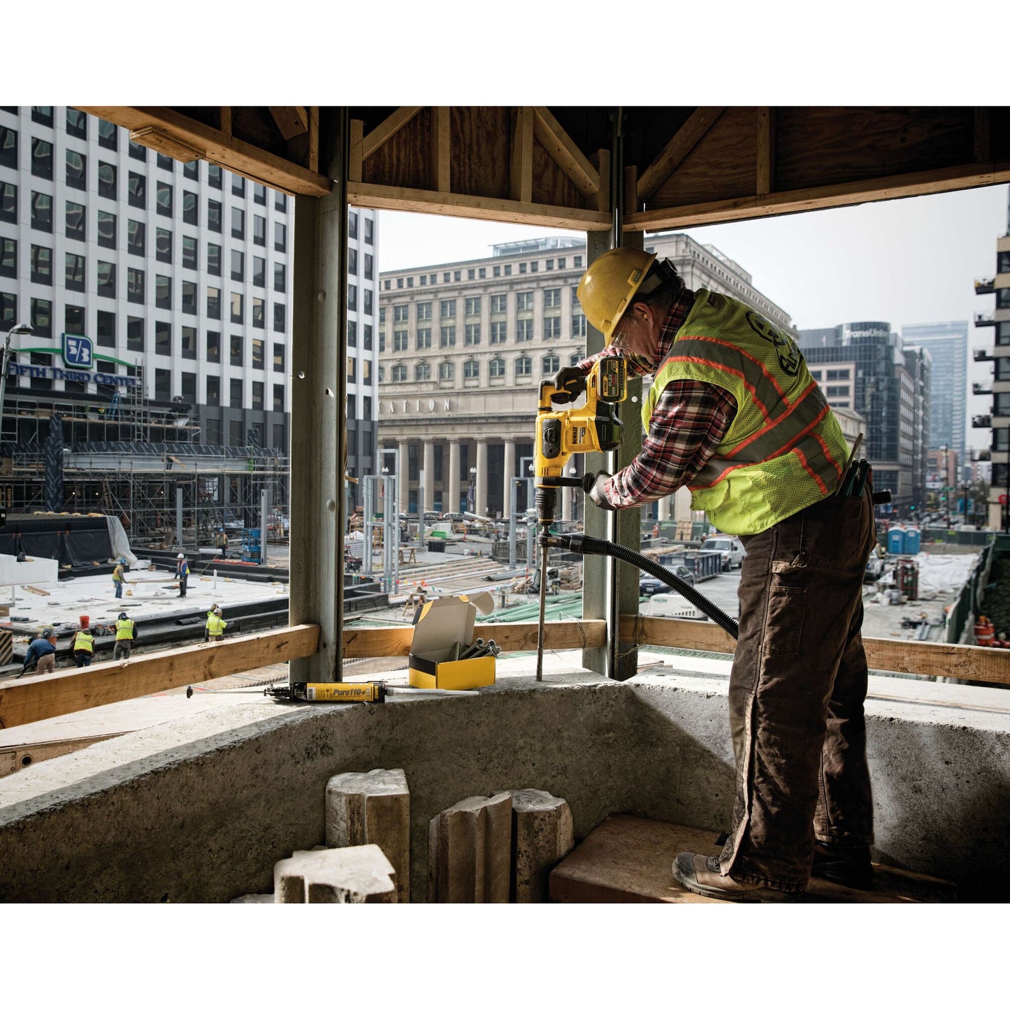 DeWalt DCH481B 60V MAX* XTREME Cordless Brushless 1-9/16 in SDS Max Rotary Hammer Drill - Tool Only