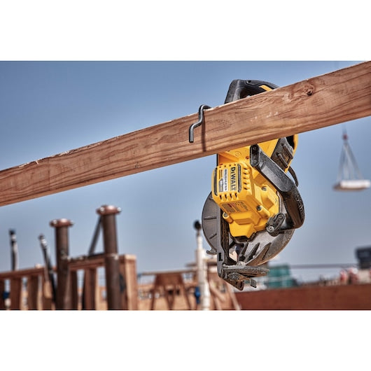 DEWALT DCS577B FLEXVOLT® 60V MAX* 7-1/4 in. Cordless Worm Drive Style Saw (Tool Only)