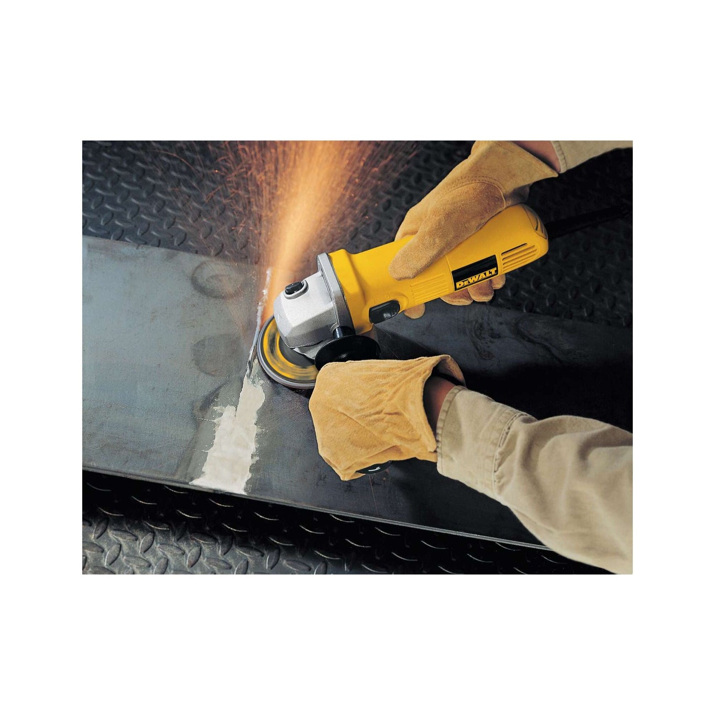 DEWALT DW8357 4-1/2-Inch By 5/8-Inch-11 60G Type 27 Hp Flap Disc