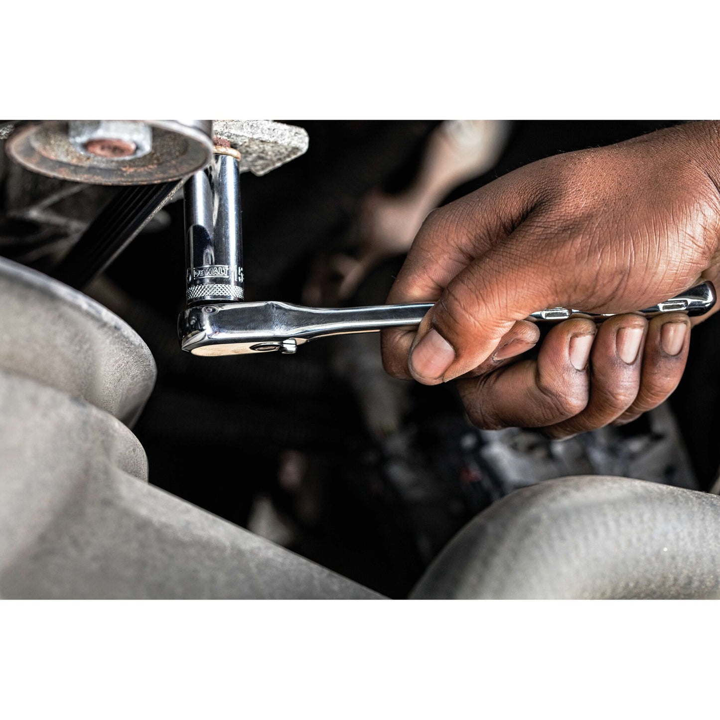 DeWalt DWMT81531 Mechanics Tool Set, 84-Piece