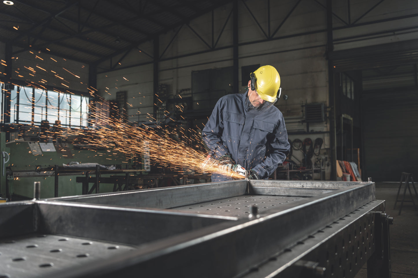 Metabo 613059520 Metabo WPB 18 LT BL 11-125 Quick 5.5 Kit 4-1/2” / 5” Brushless Braking Angle Grinder Kit