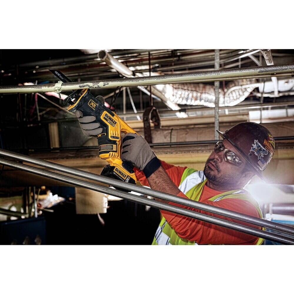 DEWALT 20V MAX XR Reciprocating Saw Compact Tool Only (DCS367B)
