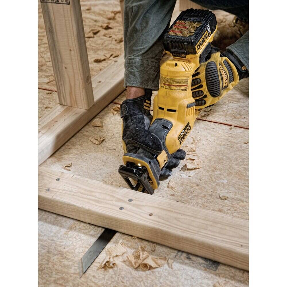 DEWALT 20V Max Reciprocating Saw Compact, Tool Only (DCS387B)