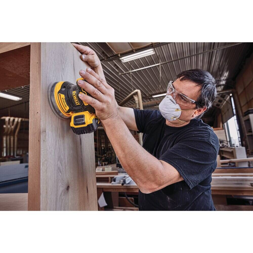 DEWALT DCW210B 20V MAX* Orbital Sander (Tool Only)