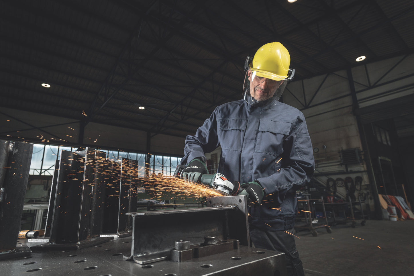 Metabo 613059520 Metabo WPB 18 LT BL 11-125 Quick 5.5 Kit 4-1/2” / 5” Brushless Braking Angle Grinder Kit