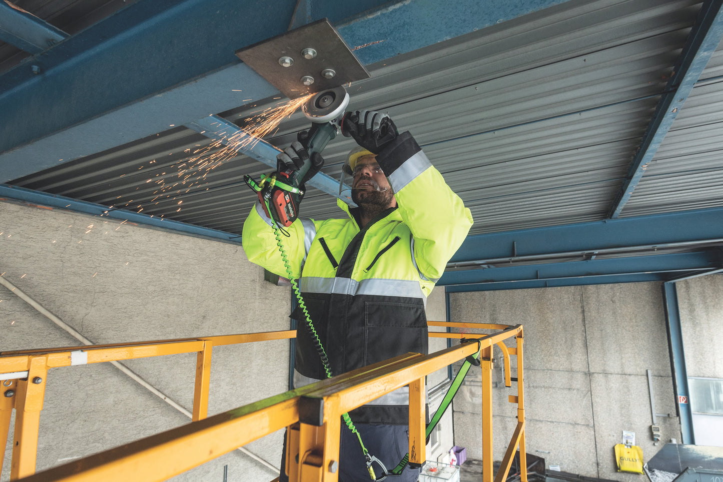 Metabo 613059520 Metabo WPB 18 LT BL 11-125 Quick 5.5 Kit 4-1/2” / 5” Brushless Braking Angle Grinder Kit