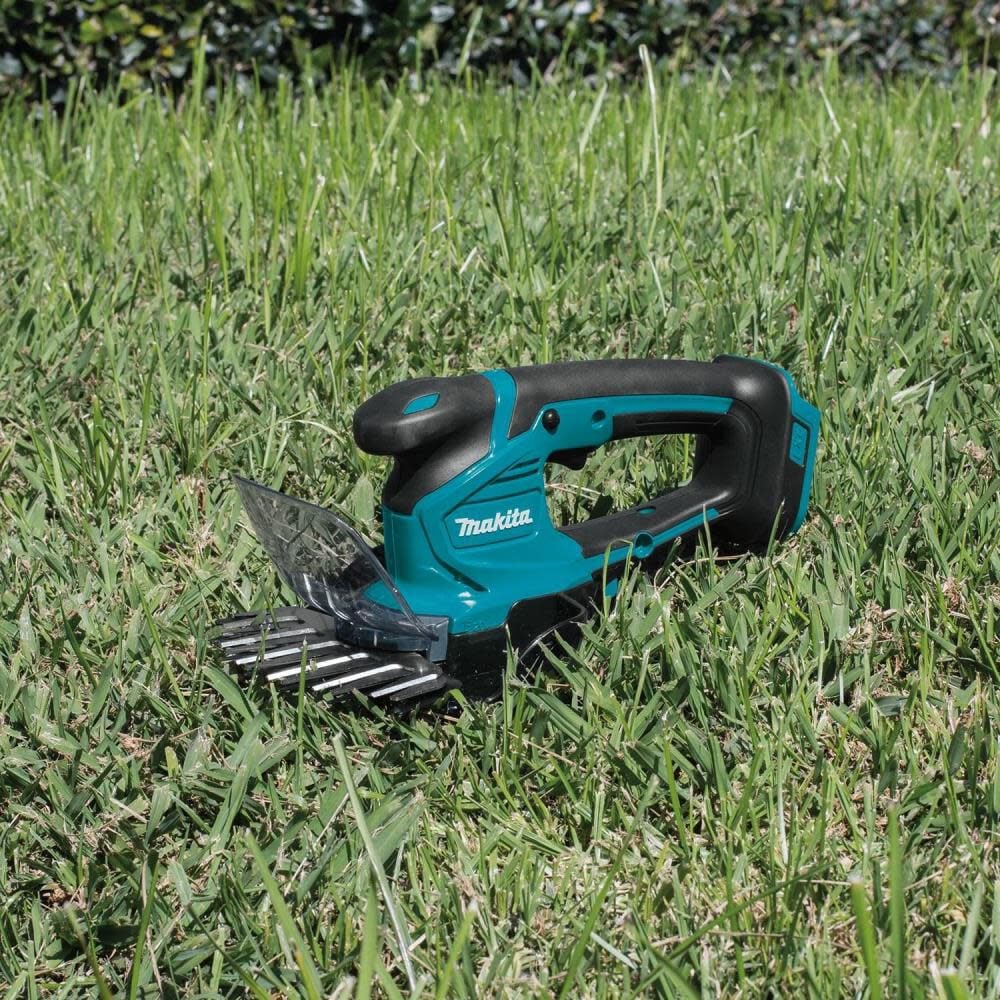 Makita XMU04Z 18V LXT Lithium-Ion Cordless Grass Shear