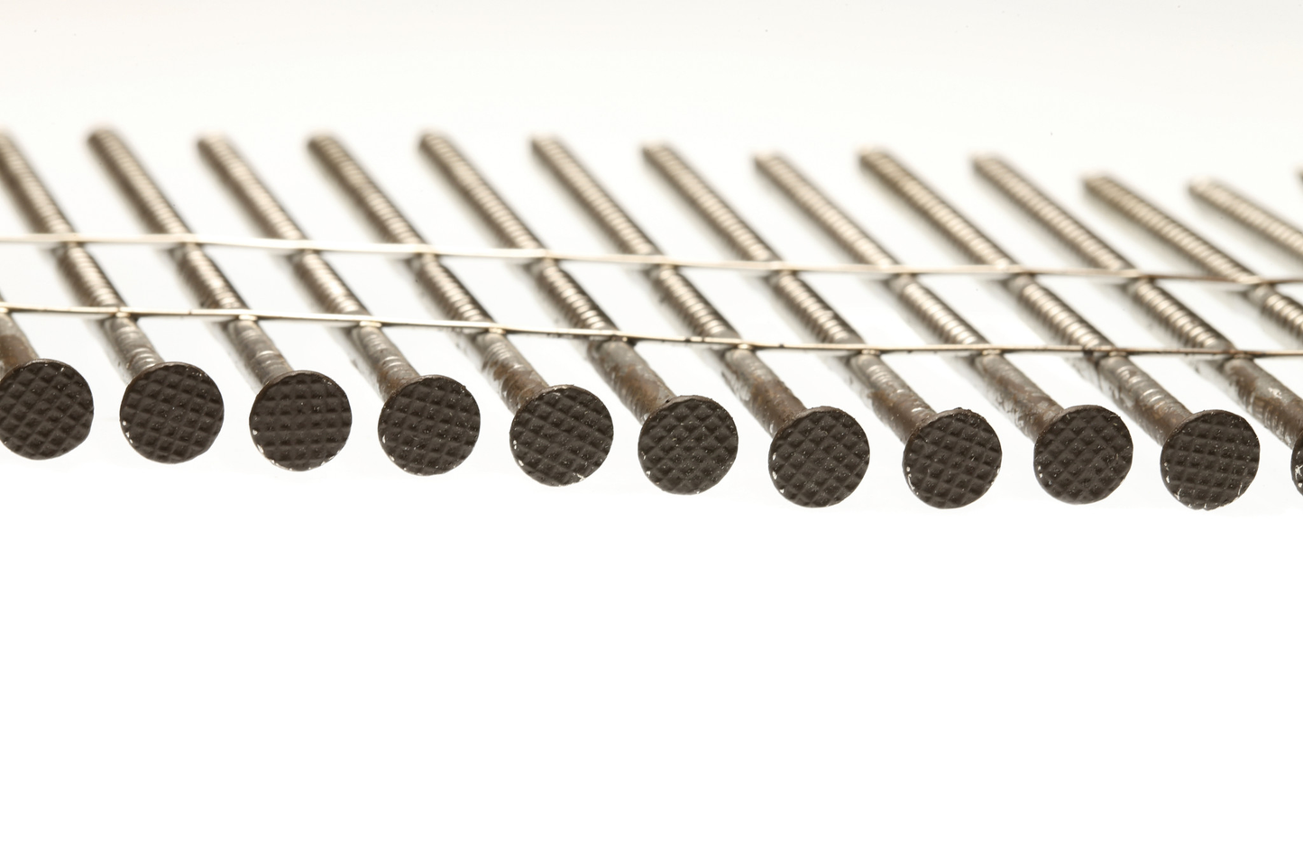 Simpson Strong-Tie S13A250CCBBP 15° Wire Coil, Painted Full Round Head, Ring-Shank Nail — 2-1/2 in. x .092 in. Type 304, Dark Brown (900-Qty) (Pack of 192)