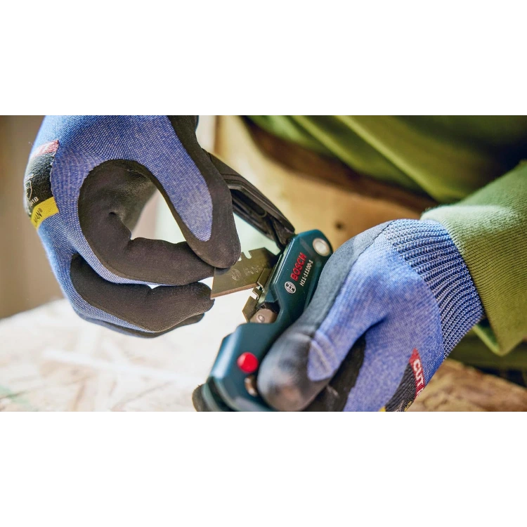 BOSCH H11-11100-1 Folding Utility Knife Featuring Built-In Blade Storage, Thumb Rest For Better Grip, And Included Belt Clip, Strap Cutter, 3 Replacement Blades