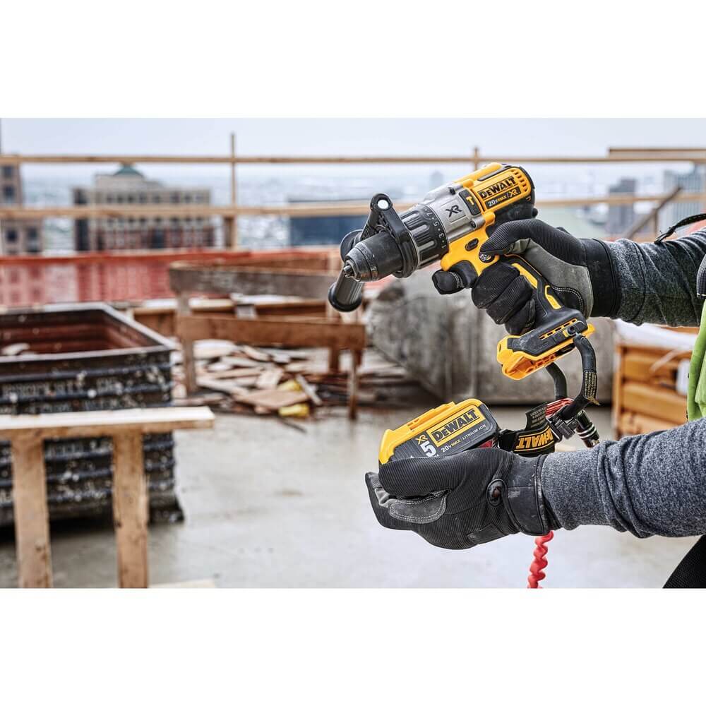 DEWALT DCD996P2 20V MAX* XR Brushless Cordless 3-Speed 1/2 in Hammer Drill/Driver Kit (5.0 Ah)