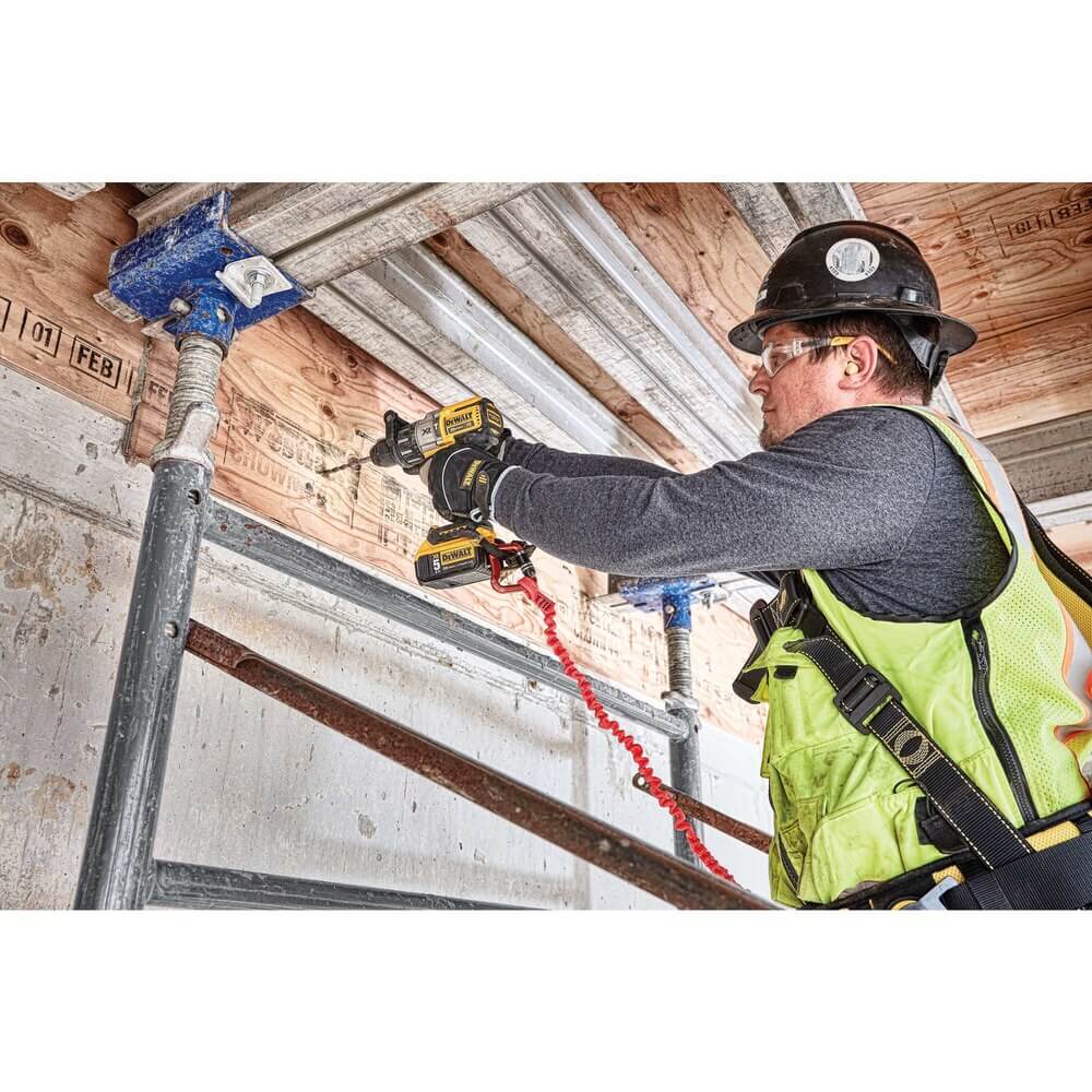 DEWALT DCD996P2 20V MAX* XR Brushless Cordless 3-Speed 1/2 in Hammer Drill/Driver Kit (5.0 Ah)