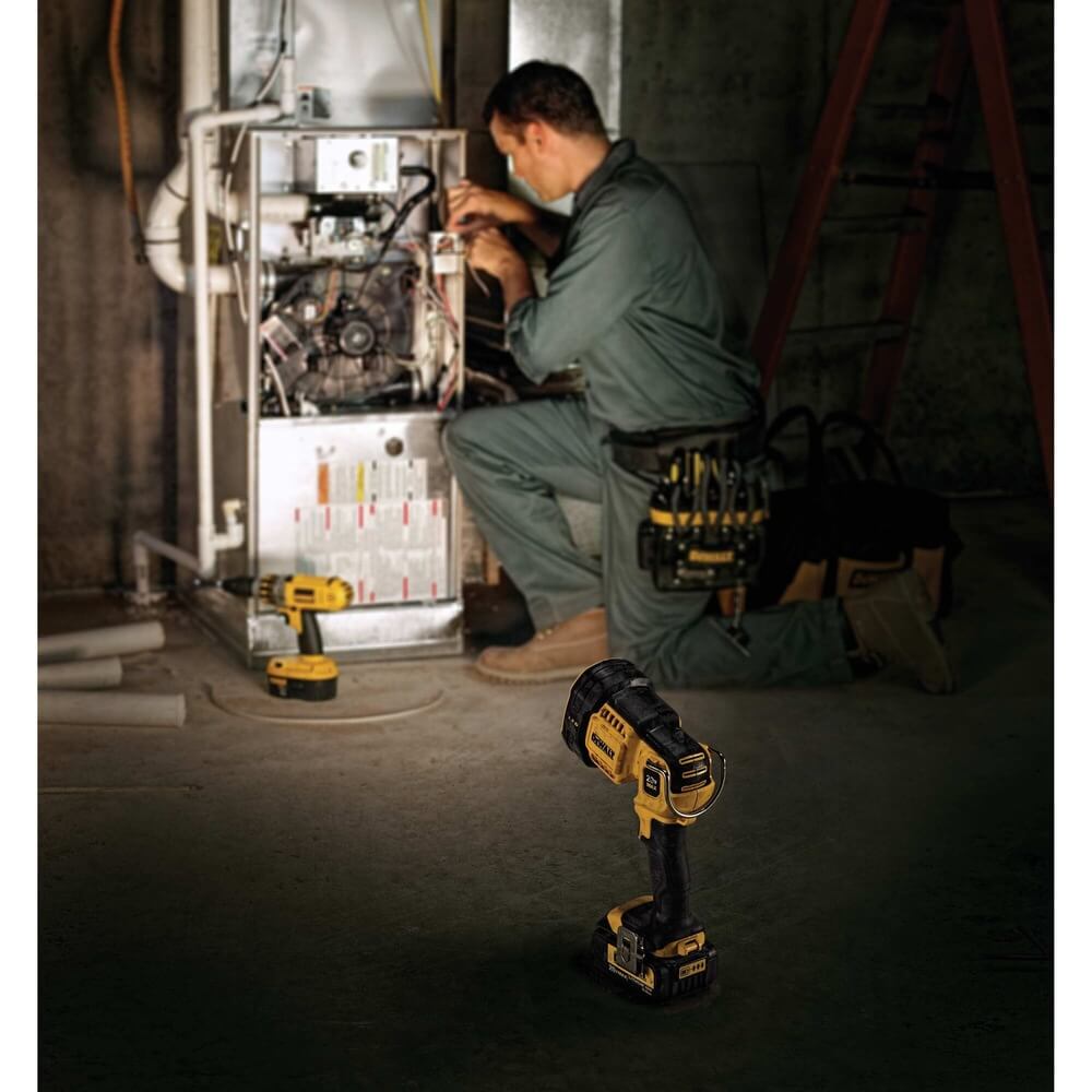 DEWALT DCL043 20V MAX* Jobsite LED Spotlight