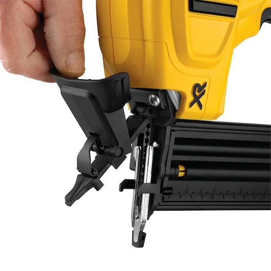 DEWALT DCN680D1 20V MAX* XR® 18 GA Cordless Brad Nailer Kit