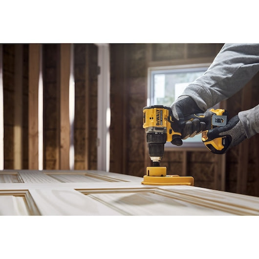 DeWalt ATOMIC™ 20V MAX* Brushless Cordless 1/2 in. Drill/Driver Kit
