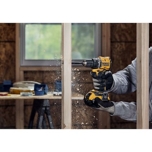 DeWalt ATOMIC™ 20V MAX* Brushless Cordless 1/2 in. Drill/Driver Kit