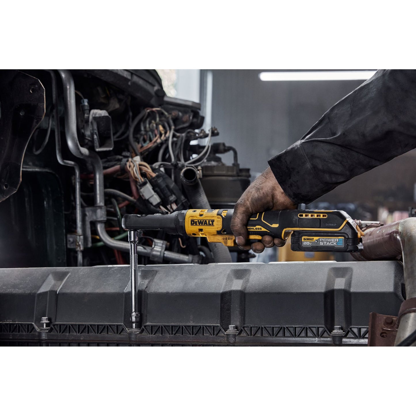 DEWALT DCF510B 20V XR Brushless 3/8 in. &amp; 1/2 in. Sealed Head Ratchet (Tool Only)
