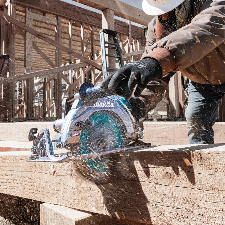 Makita GSR02M1 40V max XGT® Brushless Rear Handle 10-1/4" Circular Saw Kit, AWS® Capable (4.0Ah)