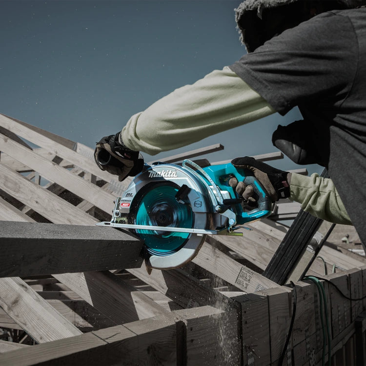Makita GSR02M1 40V max XGT® Brushless Rear Handle 10-1/4" Circular Saw Kit, AWS® Capable (4.0Ah)