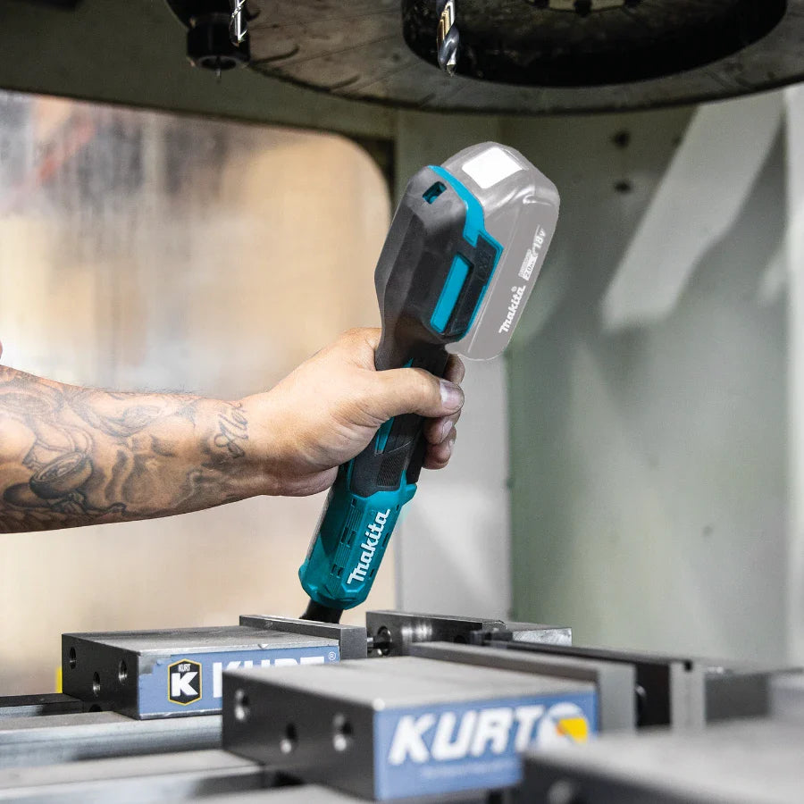 Makita XRW01Z 18V LXT® Lithium‑Ion Cordless 3/8" / 1/4" Sq. Drive Ratchet (Tool Only)