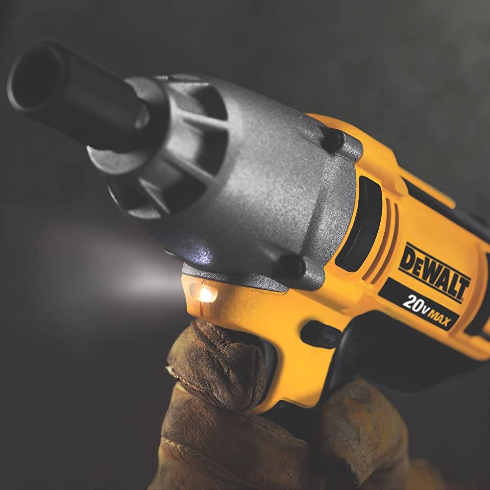 Llave de impacto inalámbrica DEWALT DCF889B 20 V MÁX.* con pasador de retención, 1/2 pulgada (solo herramienta) 