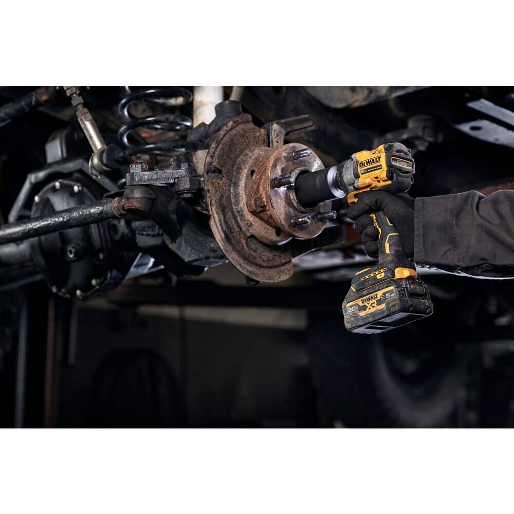 Llave de impacto inalámbrica DEWALT DCF923B ATOMIC 20V MAX* de 3/8 pulg. con yunque de anillo (solo herramienta)