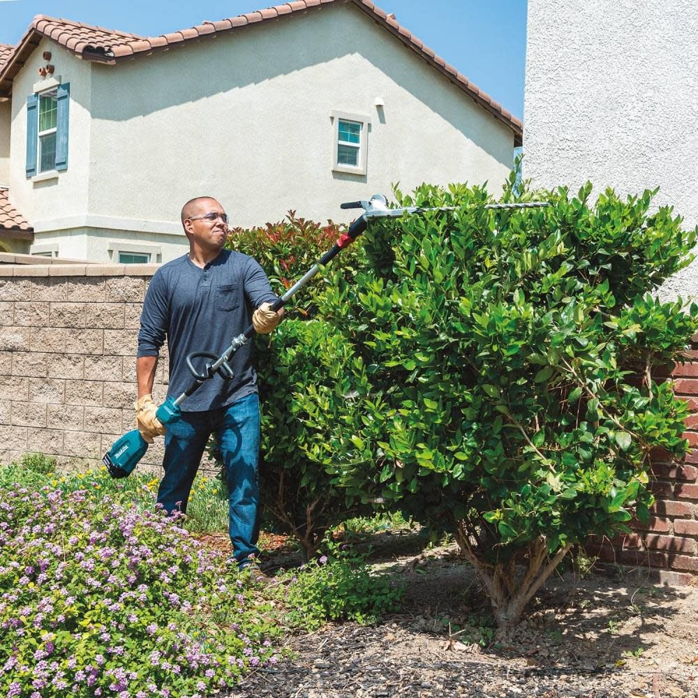 Makita XUX02SM1X2 18V LXT® Lithium-Ion Brushless Cordless Couple Shaft Power Head Kit w/ 13" String Trimmer &amp; 20" Articulating Hedge Trimmer Attachments, with one battery (4.0Ah)